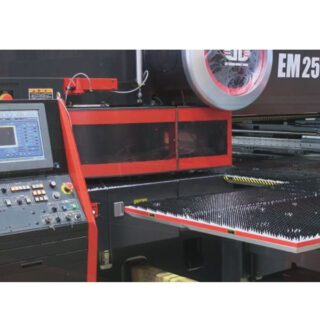 つなぐ技術、活かす機械。アマダ製機械のポテンシャルを、もう一度、解き放つ。つなぐ技術、活かす機械。のイメージ画像